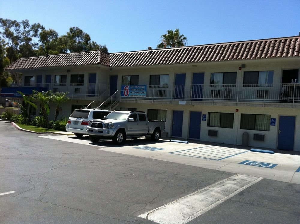 Motel 6 Riverside, Ca - Ucr East Exterior foto
