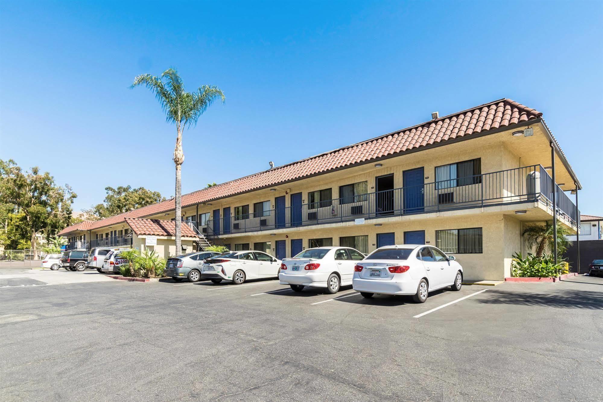 Motel 6 Riverside, Ca - Ucr East Exterior foto